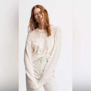 Rag & Bone Flower Milton Crew Sweater 🌸 Feminine and timeless!